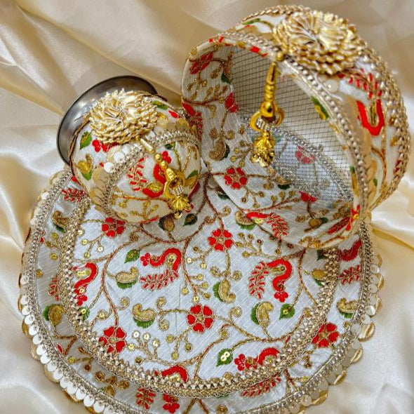 JODIDAARR MAJESTIC ELEGANCE KARWA CHAUTH PUJA SET