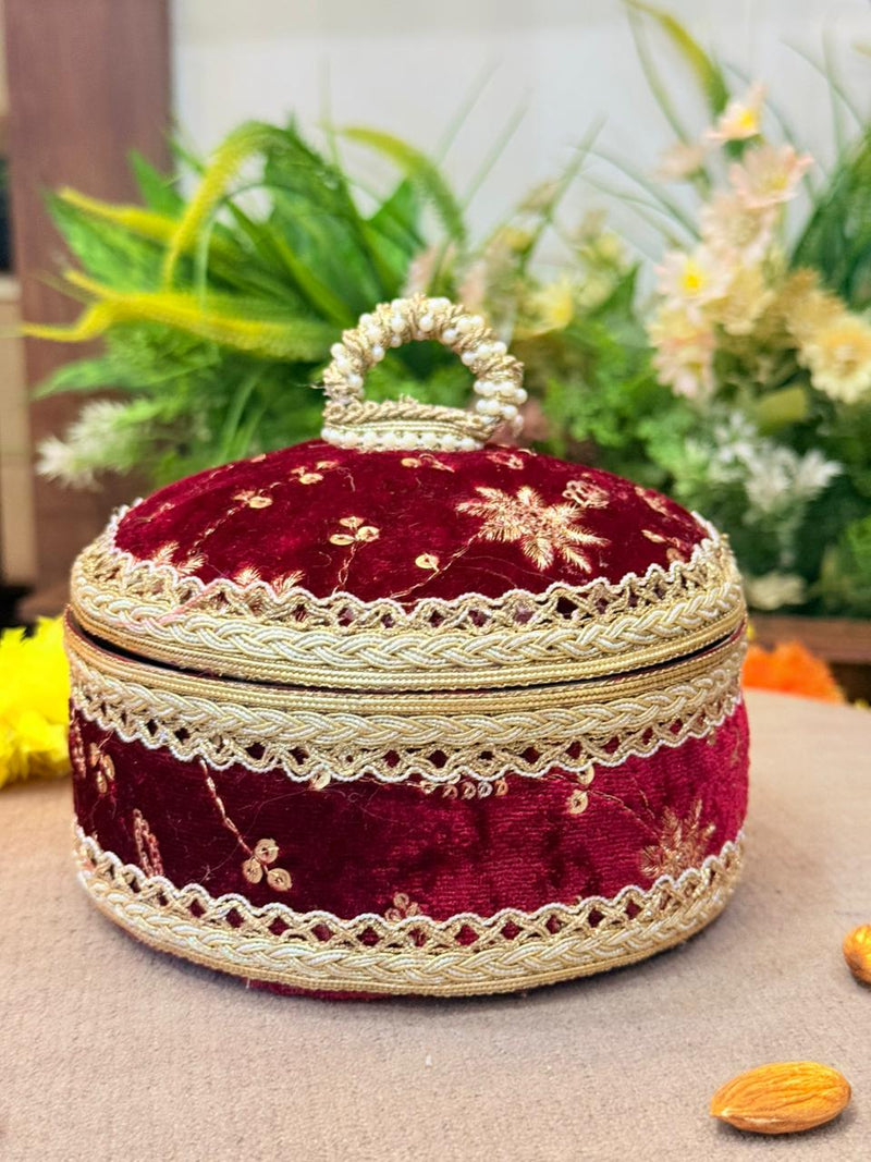 Jodidaarr Royal Maroon Laddu Box – A Regal Gifting Choice